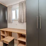By Interhome Apartamento Privlaka (Zadar)